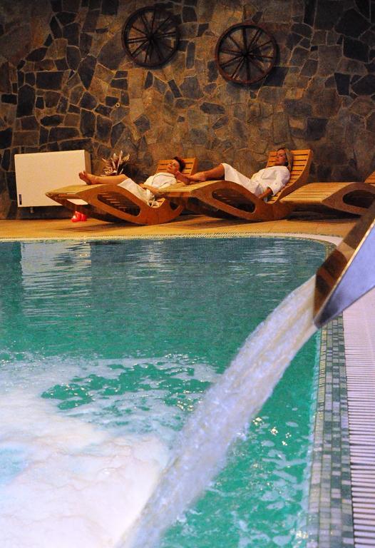 Hotel Karino Spa Polanczyk Luaran gambar
