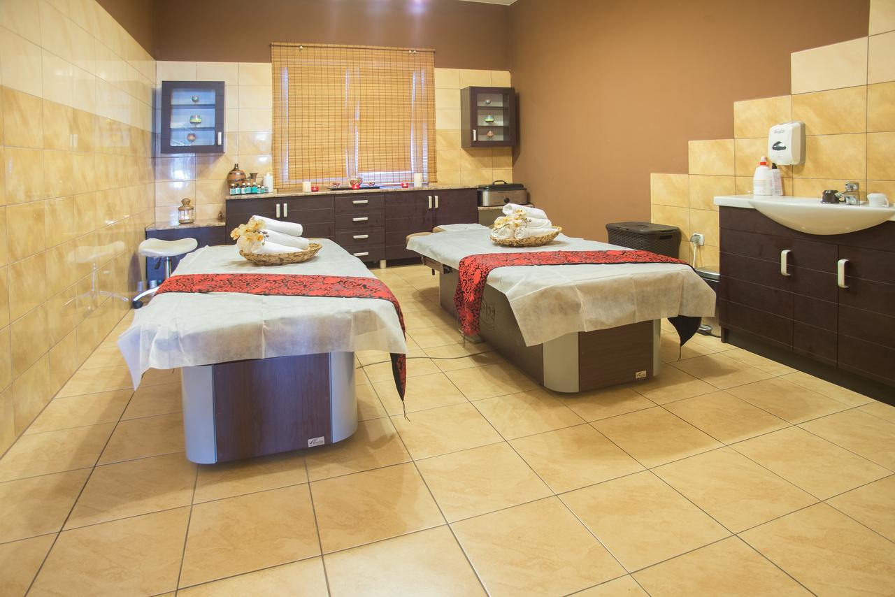 Hotel Karino Spa Polanczyk Luaran gambar