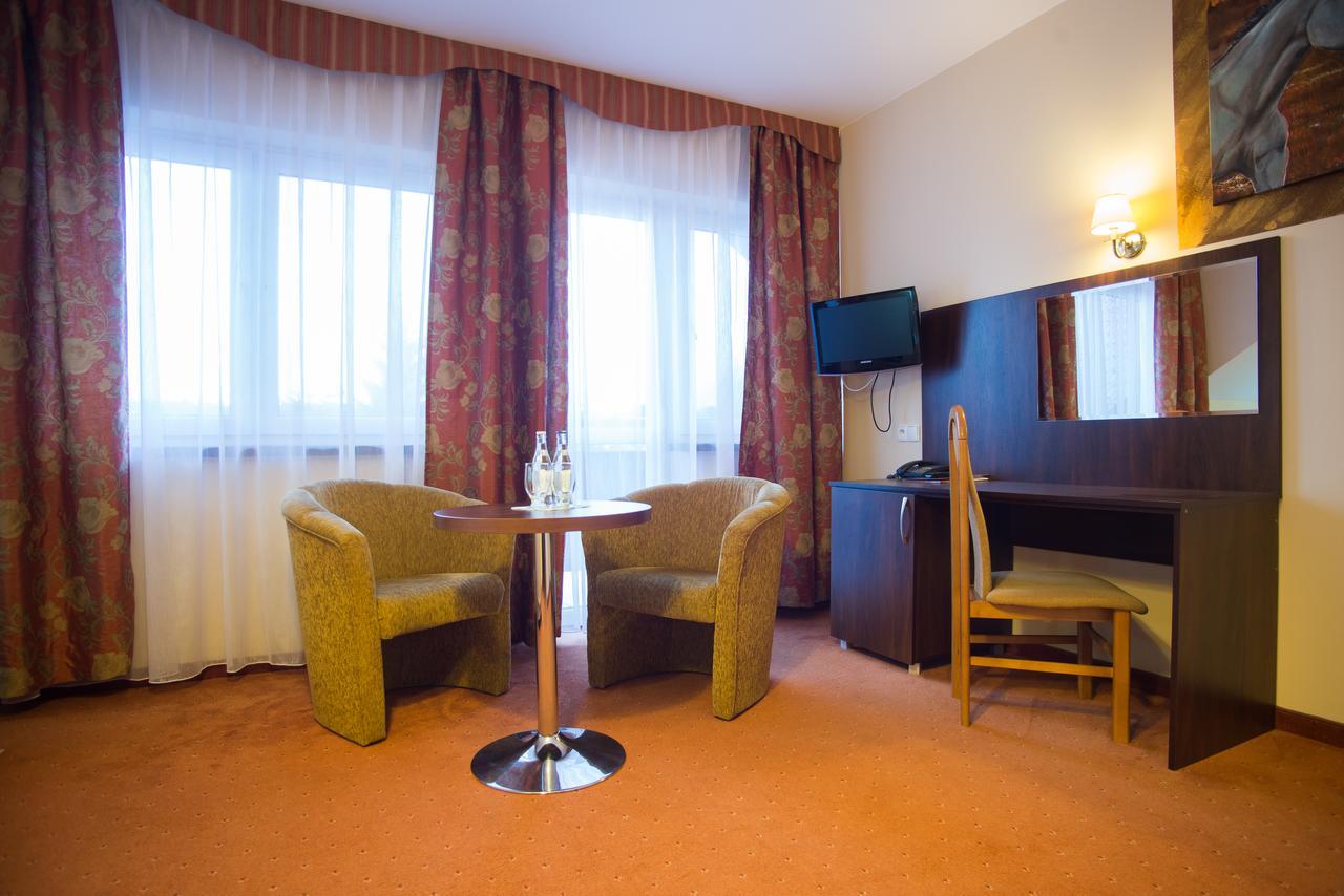Hotel Karino Spa Polanczyk Luaran gambar