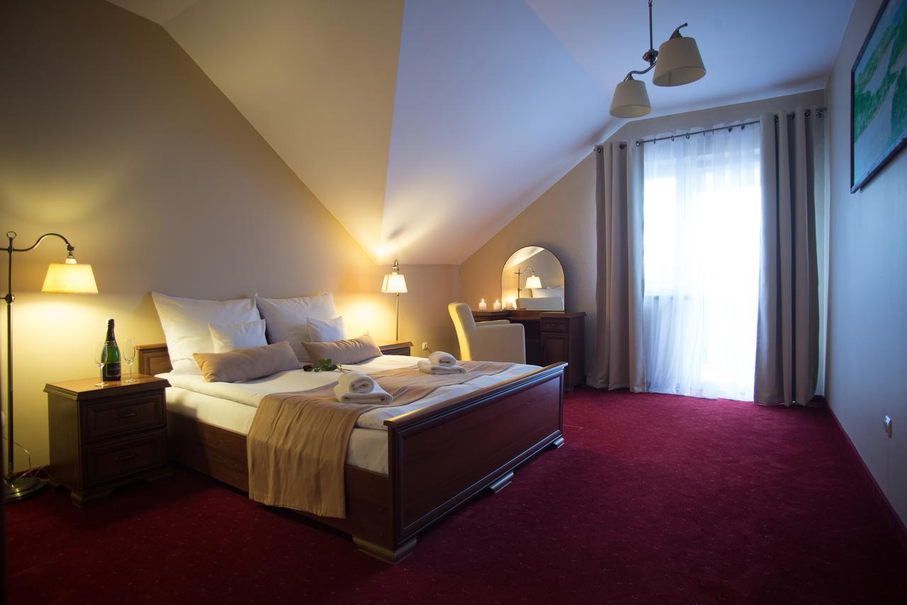 Hotel Karino Spa Polanczyk Luaran gambar