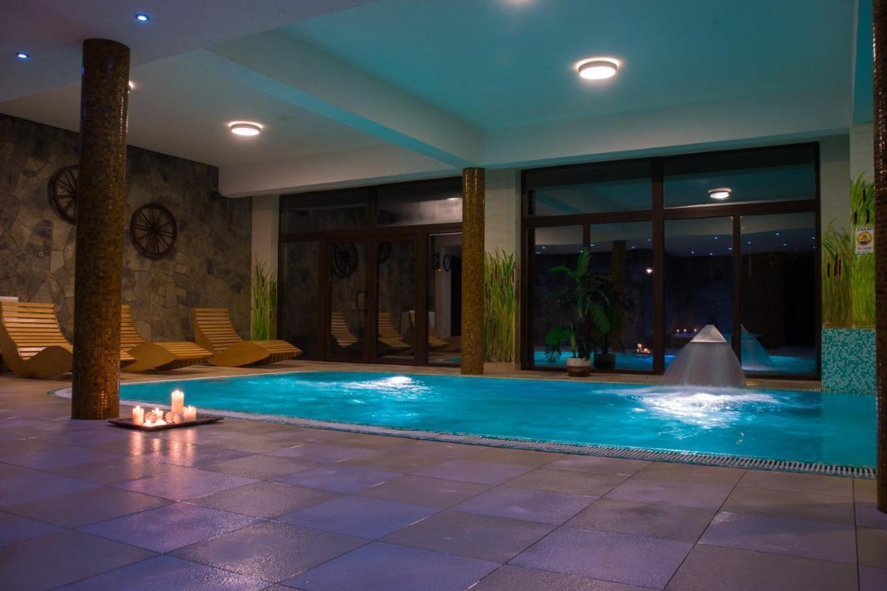 Hotel Karino Spa Polanczyk Luaran gambar