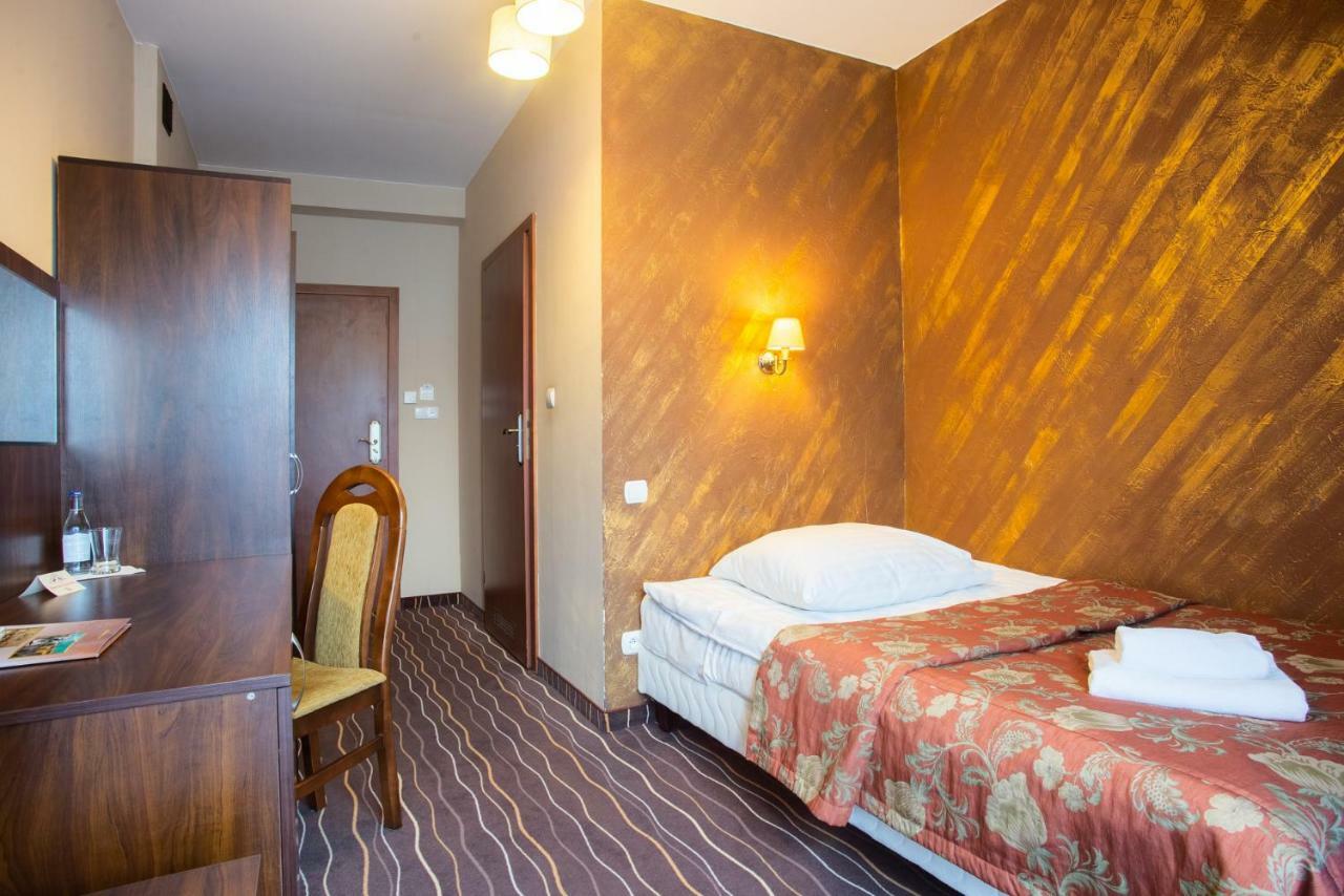 Hotel Karino Spa Polanczyk Luaran gambar